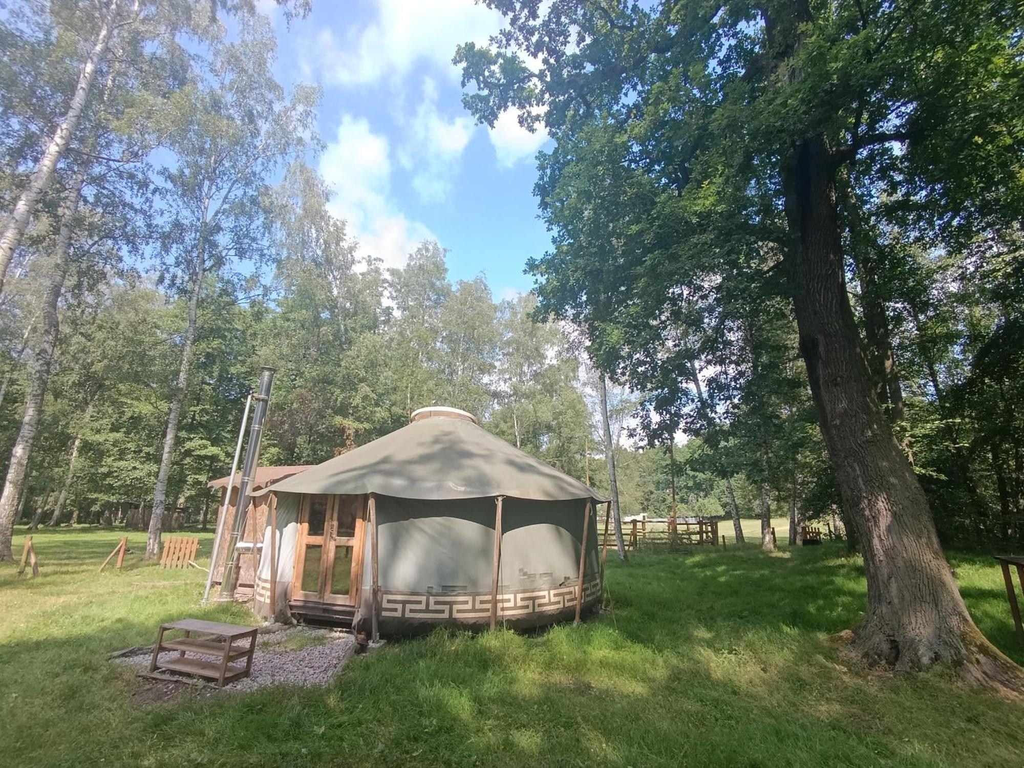Jurta Na Farme Glamping *